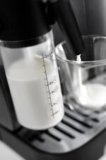 DELONGHI Cafetera express - DELONGHI ECAM290.61.B, 15 bar, 1450 W, 0,22 l, 2 tazas, Negro - Imagen 8