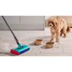 DYSON Aspirador escoba - DYSON 448798-01, 660 W, Potencia de succión 240 AirWatt, Depósito 0,76 l, Autonomía 60 min, Níquel - Imagen 4