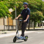 SMARTGYRO Patinete eléctrico - SMARTGYRO Z-One Blue C, Homologado DGT, Pot. máx. 400 W, Carga máx. 90 kg, 40 km autonomía, 8000 mAh, Azul - Imagen 2