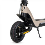ECOXTREM Patinete eléctrico - ECOXTREM VORTEX CREAM Homologado, Pot. máx. 1000 W, Carga máx. 120 kg, 50km autonomía, 15000 mAh, Beige - Imagen 4