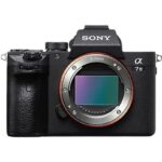 Sony Cámara EVIL - Sony Alpha 7 III, ILCE-7M3, 24.2 MP, CMOS Exmor 35mm, Bionz X, ISO 100 - 51200, 4K HDR