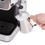 RUSSELL Cafetera express - RUSSELL HOBBS 26452-56, 15 bar, 1350 W, 2 tazas, Marrón - Imagen 4