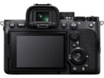Sony Cámara EVIL - Sony Alpha 7 IV Mark IV, BIONZ XR, Eye AF (IA), CMOS Exmor R, 33 MP, 10 bits, 4k 60p, Wi-Fi, Negro - Imagen 3