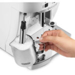 DE Cafetera espresso automática - DE LONGHI ECAM 22.110.W, 115 bar, 1450 W, 2 tazas, Blanco - Imagen 6