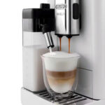 DE Máquina espresso - DE LONGHI Rivelia EXAM440.55.W, 19 bar, 1450 W, 0,7 l, 2 tazas, Blanco - Imagen 3