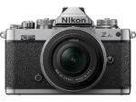 Nikon Cámara EVIL - Nikon Z FC, 20.9 MP, Pantalla 3", 4K, Wi-Fi, Bluetooth, Negro, Plata