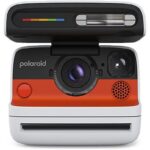 Polaroid Cámara instantánea - Polaroid Flip + 8 Film Bundle, Sistema hiperfocal 4 lentes, Flash, Blanco
