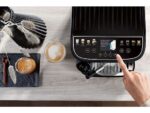 De Cafetera superautomática - De'Longhi Magnifica Evo Next ECAM 310.80.SB, 1450 Watt, 15 bar, Molinillo integrado, Depósito de leche, Plata/Negro - Imagen 7