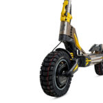 ECOXTREM Patinete eléctrico - ECOXTREM M41 Armored Dual LR, Pot. máx. 3200 W, Carga máx. 120 kg, 85 km autonomía, 24000 mAh, Amarillo - Imagen 4