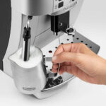 DE Cafetera superautomática - DE LONGHI ECAM22.110.SB, 15 bar, 1,450 W, 14 tazas, Plateado - Imagen 3