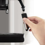 KRUPS Cafetera superautomática - KRUPS EA8105, 15 bar, 1450 W, 2 tazas, Blanco - Imagen 4